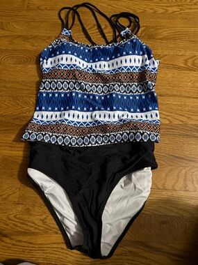 Blue Patterned Tankini Top with Black High-Waist Bottoms